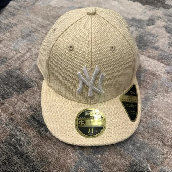 NWT Kith Yankee Cap